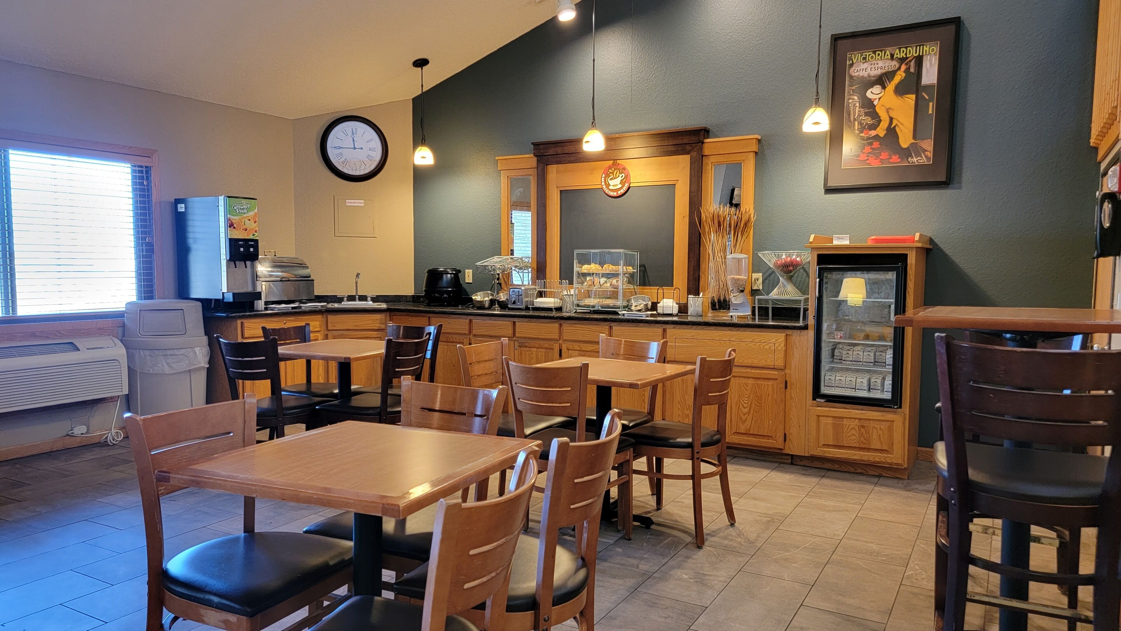 包含每日自助早餐