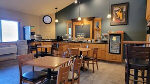 Free daily buffet breakfast  - AmericInn by Wyndham Detroit Lakes (Detroit Lakes)