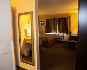 Room, 2 Queen Beds, Non Smoking