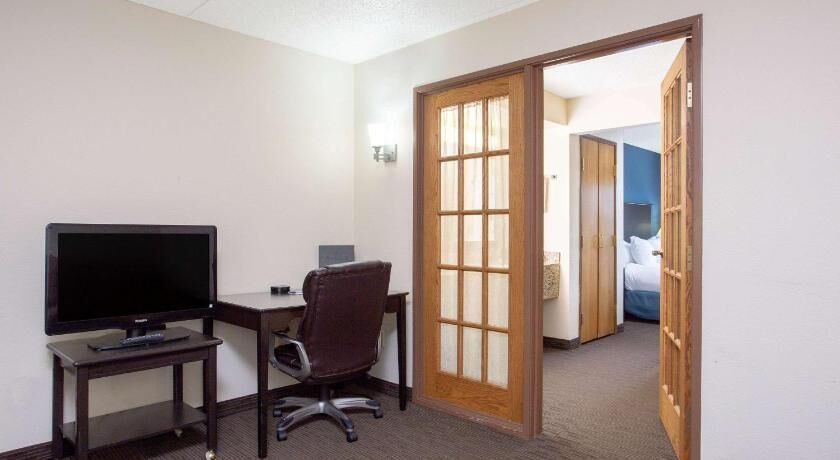 Iron/ironing board, free cots/infant beds, rollaway beds, free WiFi