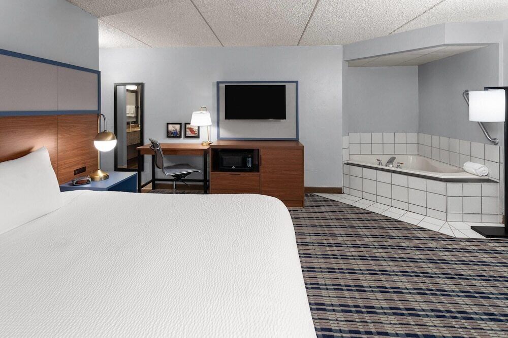 Iron/ironing board, free cots/infant beds, rollaway beds, free WiFi
