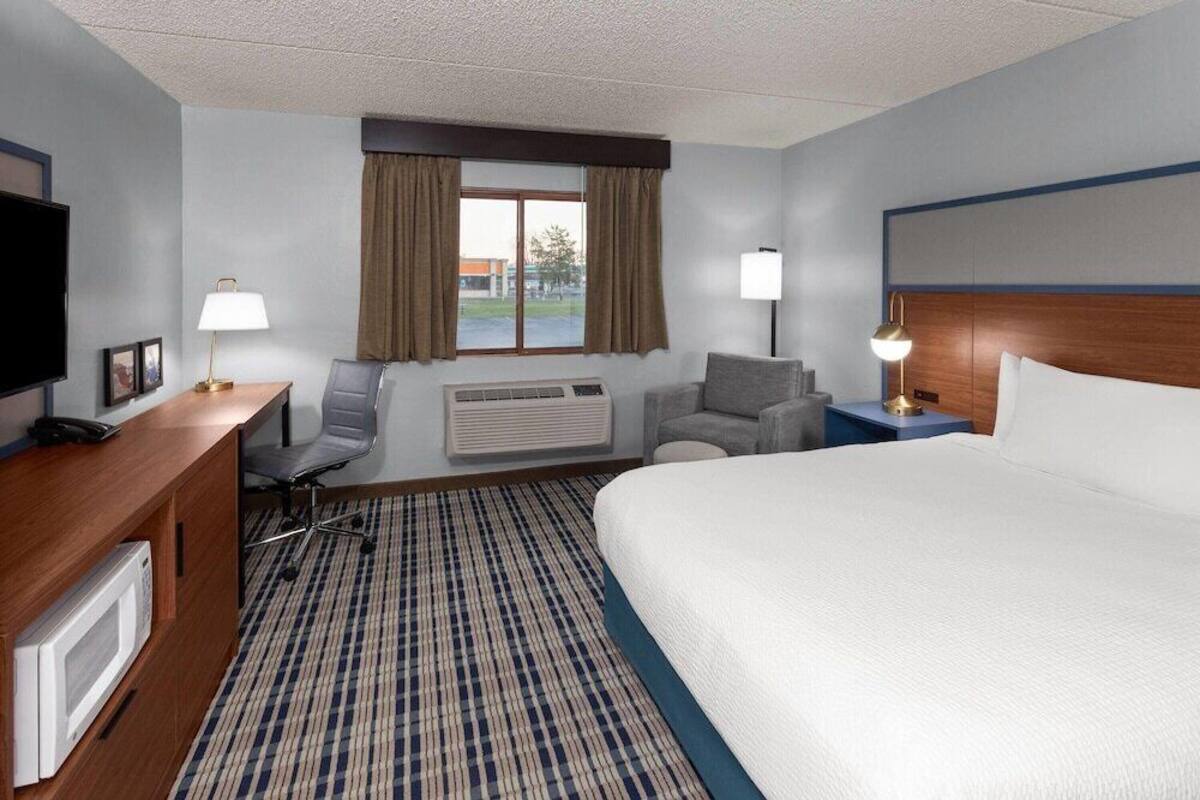 Iron/ironing board, free cots/infant beds, rollaway beds, free WiFi