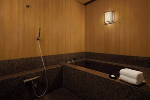 Suite, Multiple Beds | Bathroom | Free toiletries, hair dryer, bathrobes, slippers - The Ritz-Carlton, Osaka (Osaka)