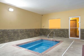 Piscine couverte
