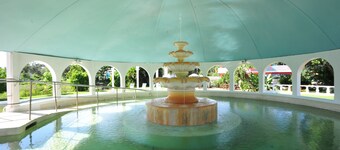 Days Inn by Wyndham Fort Myers Springs Resort