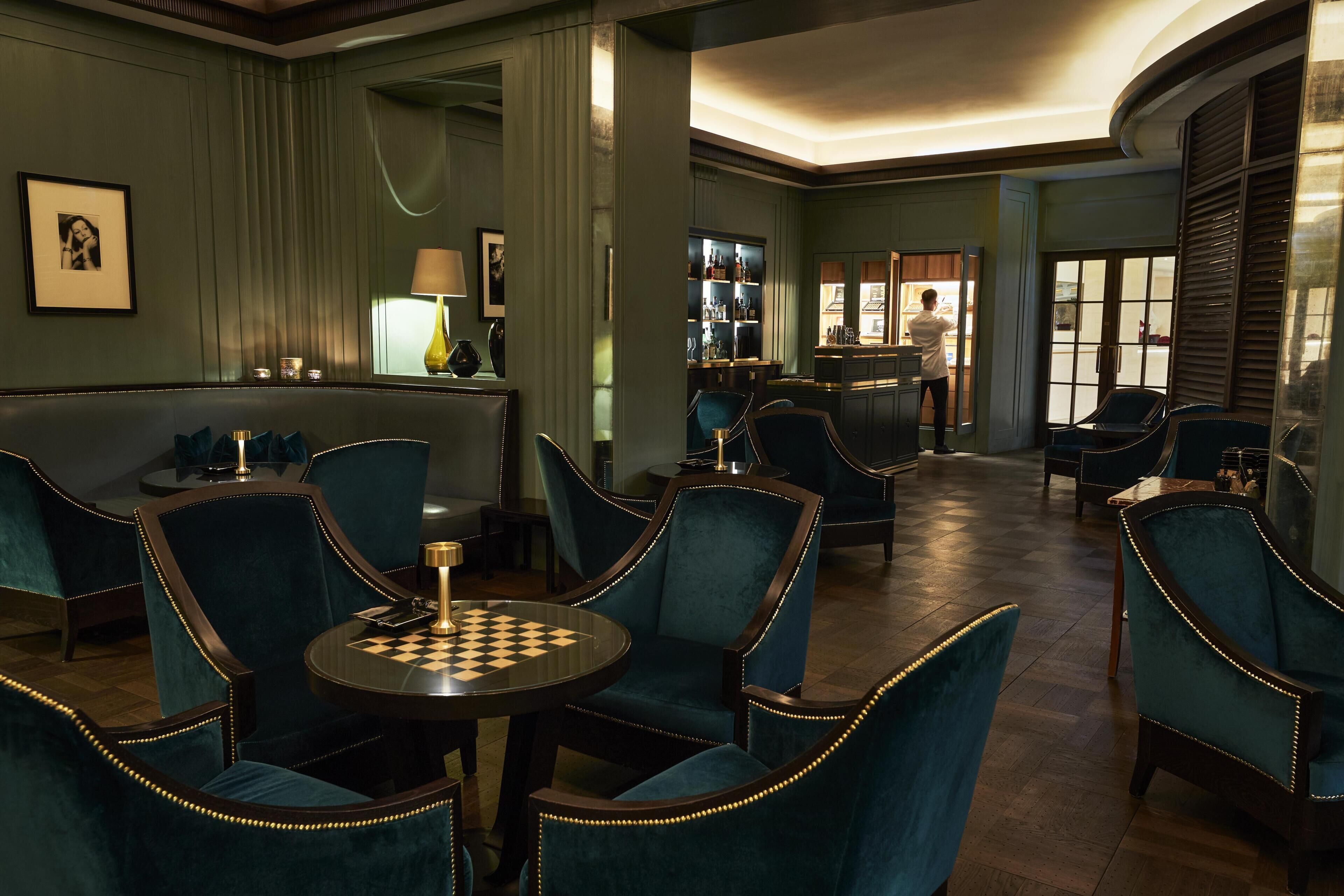 Hotel Adlon Kempinski Reviews, Deals & Photos 2026 - Expedia