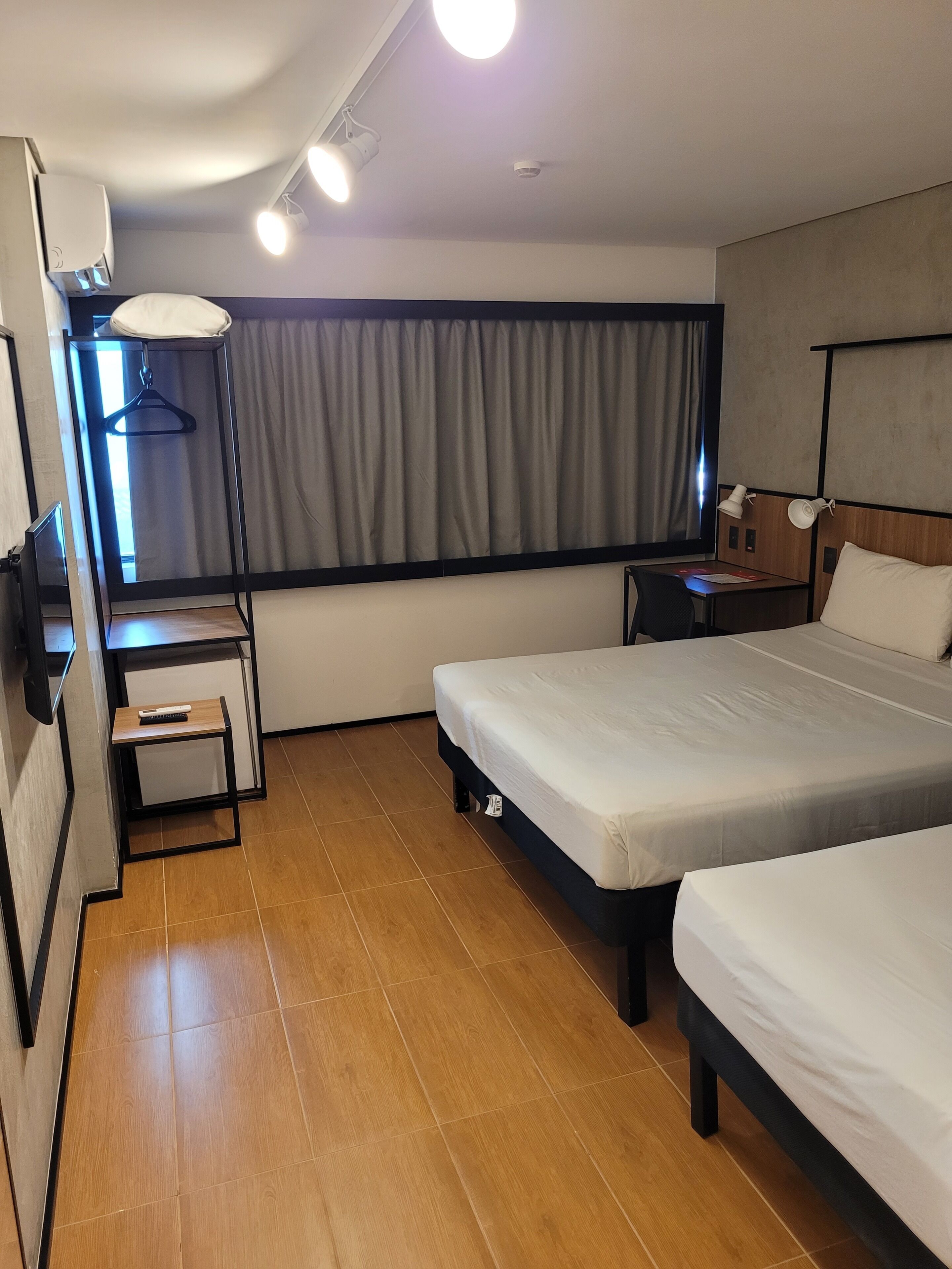 Comfort Room, Multiple Beds