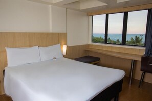 In-room safe, desk, free WiFi, bed sheets
