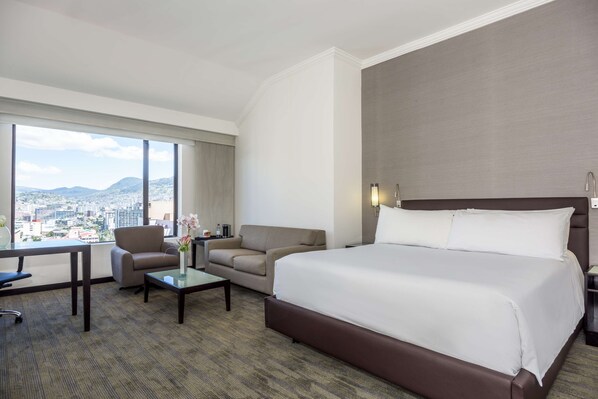 1 bedroom, minibar, in-room safe, desk