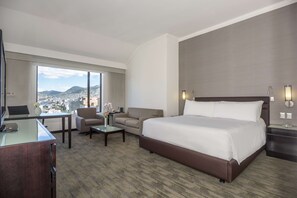 1 bedroom, minibar, in-room safe, desk