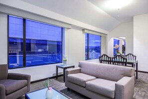 Minibar, in-room safe, desk, blackout drapes
