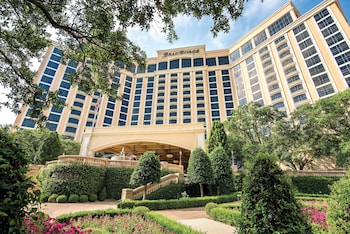 Hotel Exterior at Beau Rivage
