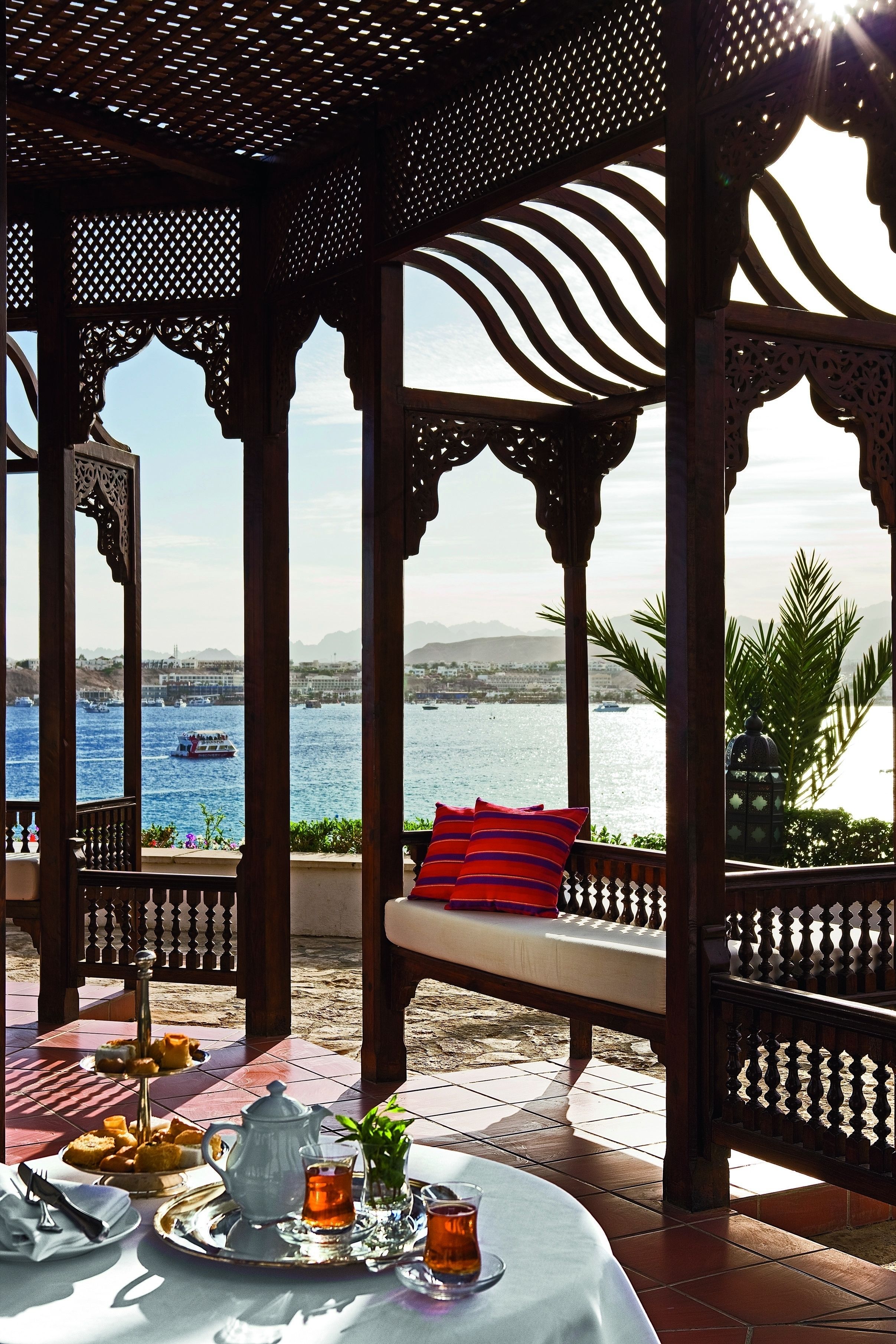 5 間酒吧/酒廊、2 間海灘酒吧、池畔酒吧