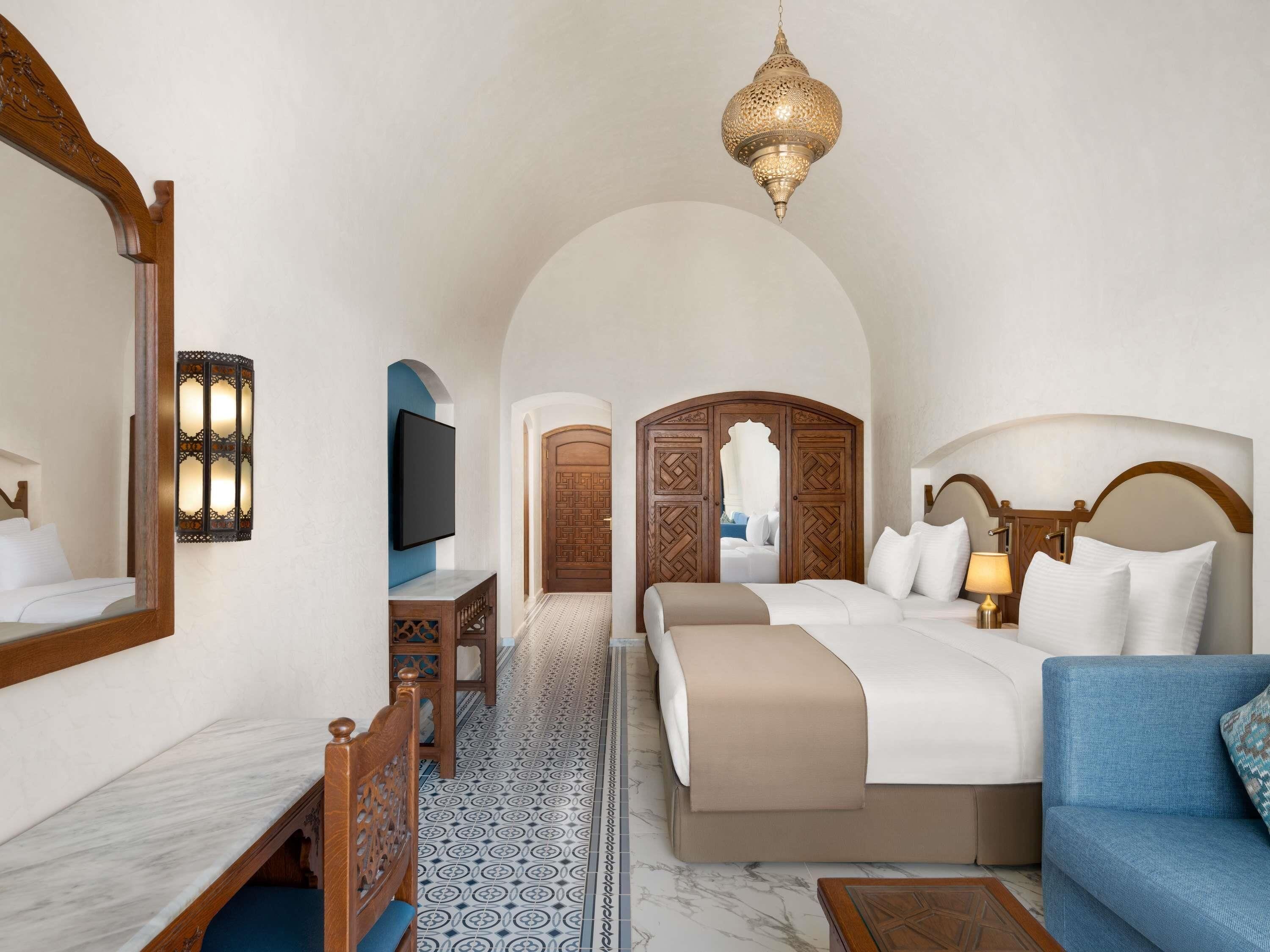 Ropa de cama de alta calidad y minibar 