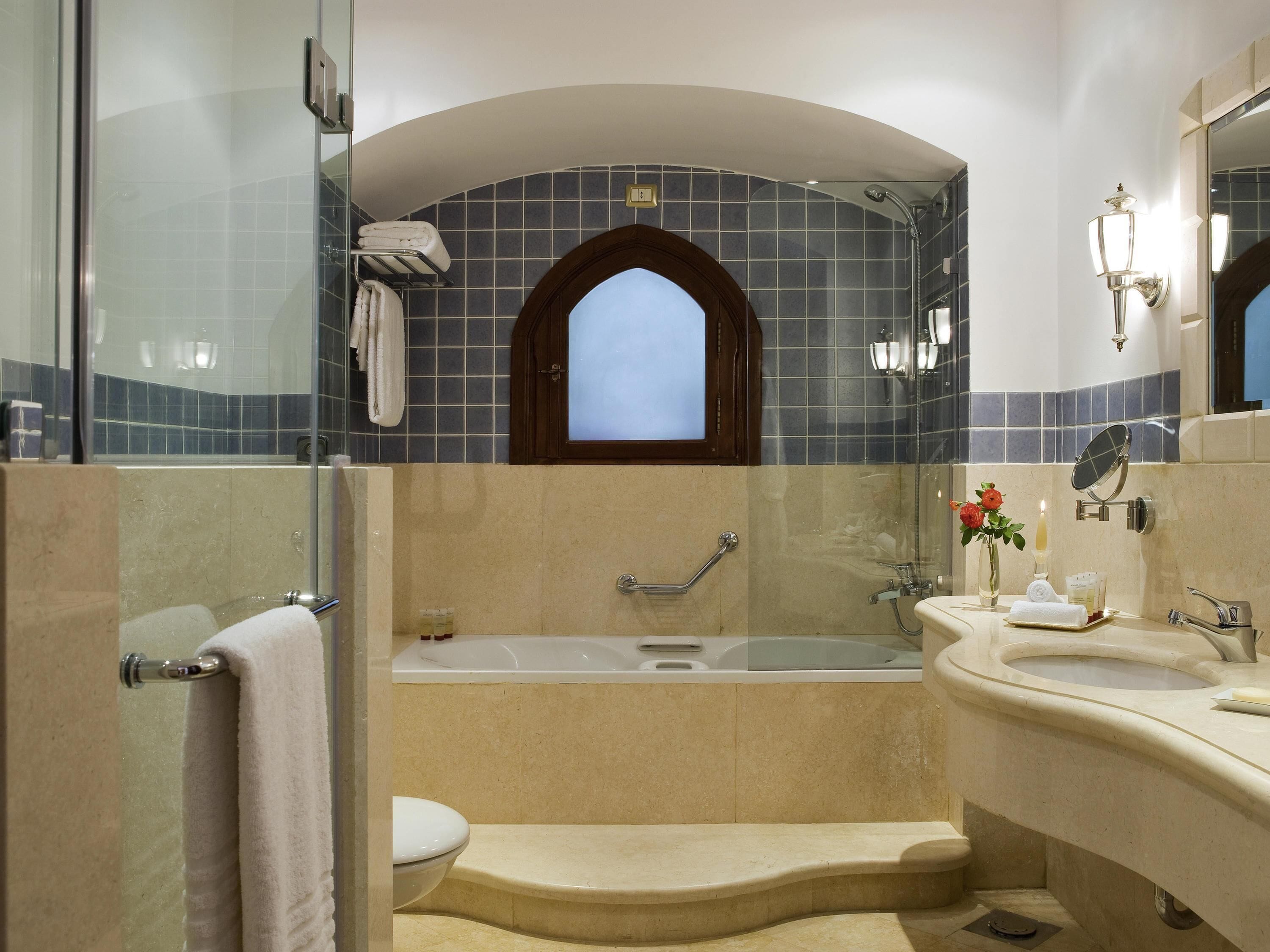 Premium bedding, minibar, in-room safe, blackout drapes