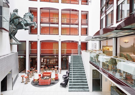 Living Hotel Großer Kurfürst – Affordable hotel in Berlin