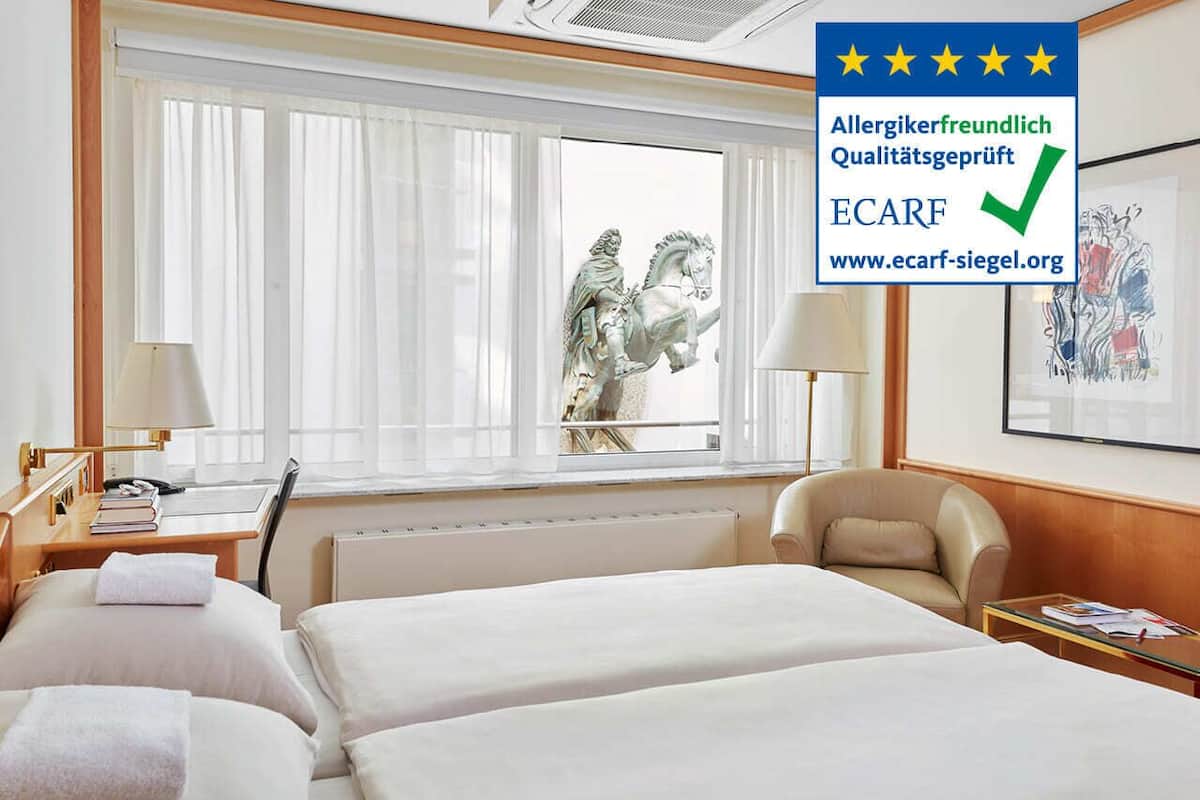 Business Double Room, Allergy Friendly (Atrium Facing) | 1 bedroom, premium bedding, free minibar, in-room safe