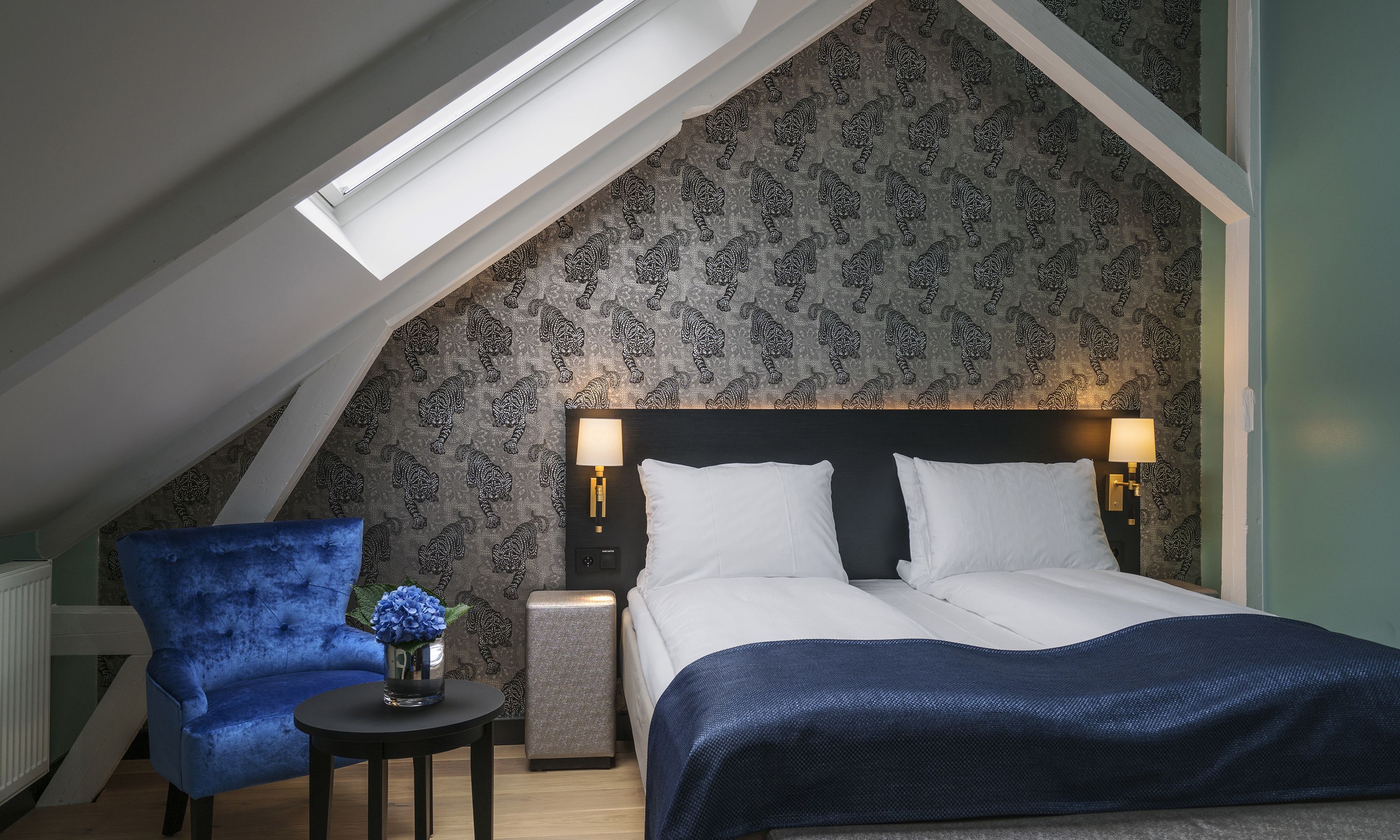 Premium bedding, pillow-top beds, minibar, in-room safe