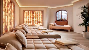 Behandlungsräume für Paare, Sauna, Whirlpool, Dampfbad