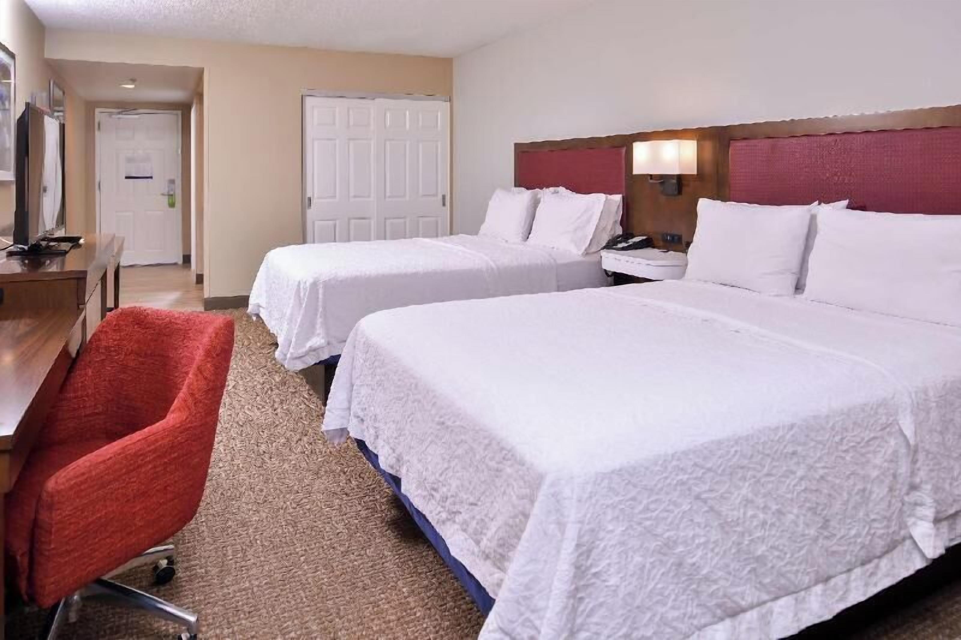 In-room safe, desk, iron/ironing board, cribs/infant beds