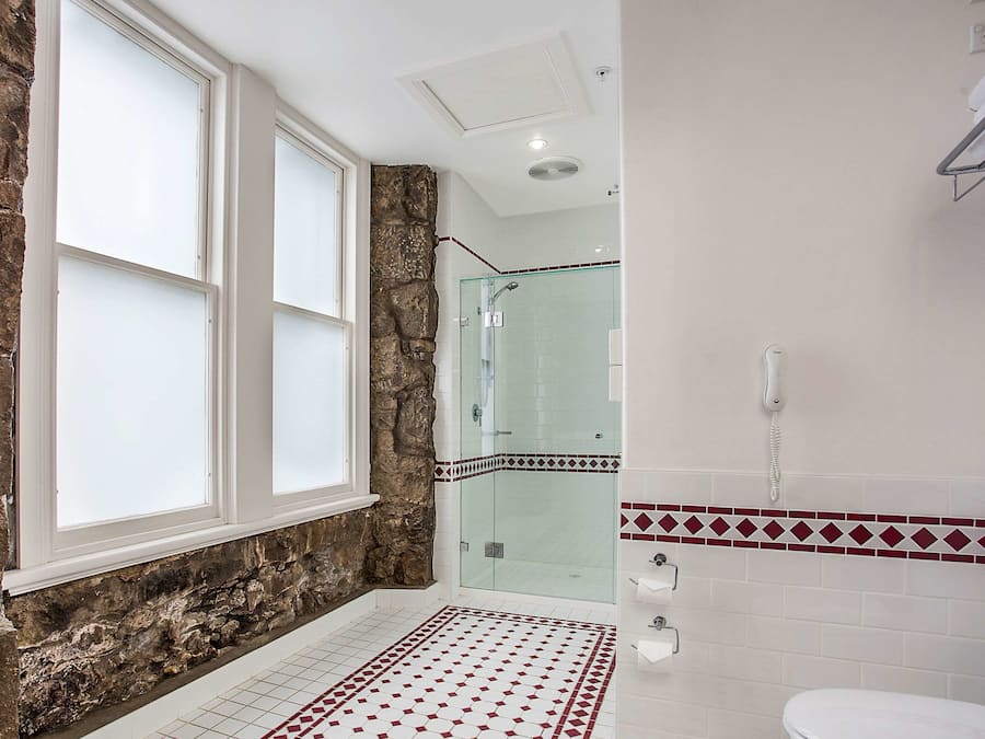 Executive-Suite, Whirlpool | Badezimmer | Kostenlose Toilettenartikel, Handtücher