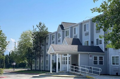 Baymont Inn & Suites by Wyndham Anchorage Airport