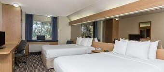 Baymont Inn & Suites by Wyndham Anchorage Airport