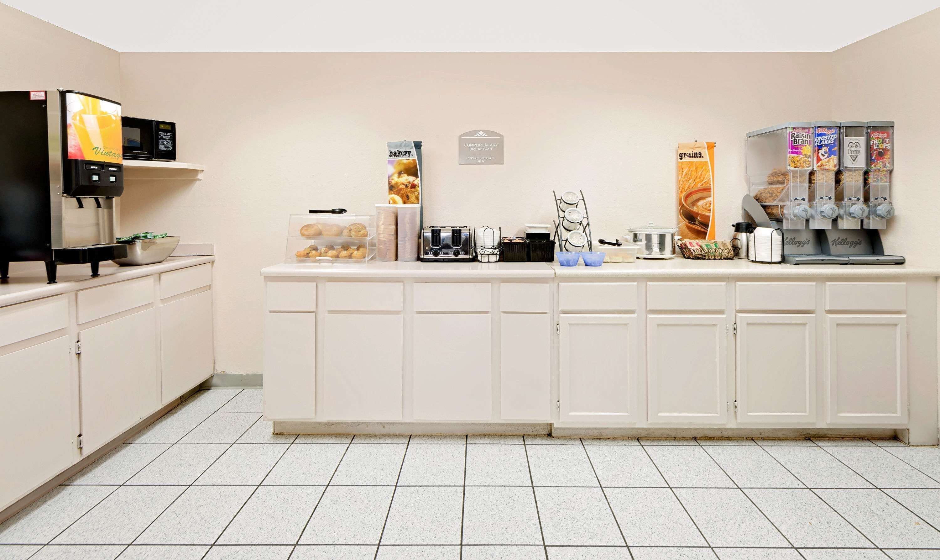 Top 10 Hotels With Indoor Pool In Joplin, Missouri Trip101