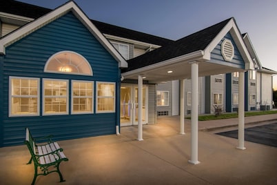 Microtel Inn & Suites by Wyndham Joplin