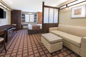 Studio Suite, 1 Queen Bed, Accessible, Non Smoking | Desk, blackout curtains, iron/ironing board, free cots/infant beds