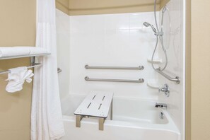 Ensemble baignoire-douche, douche cascade