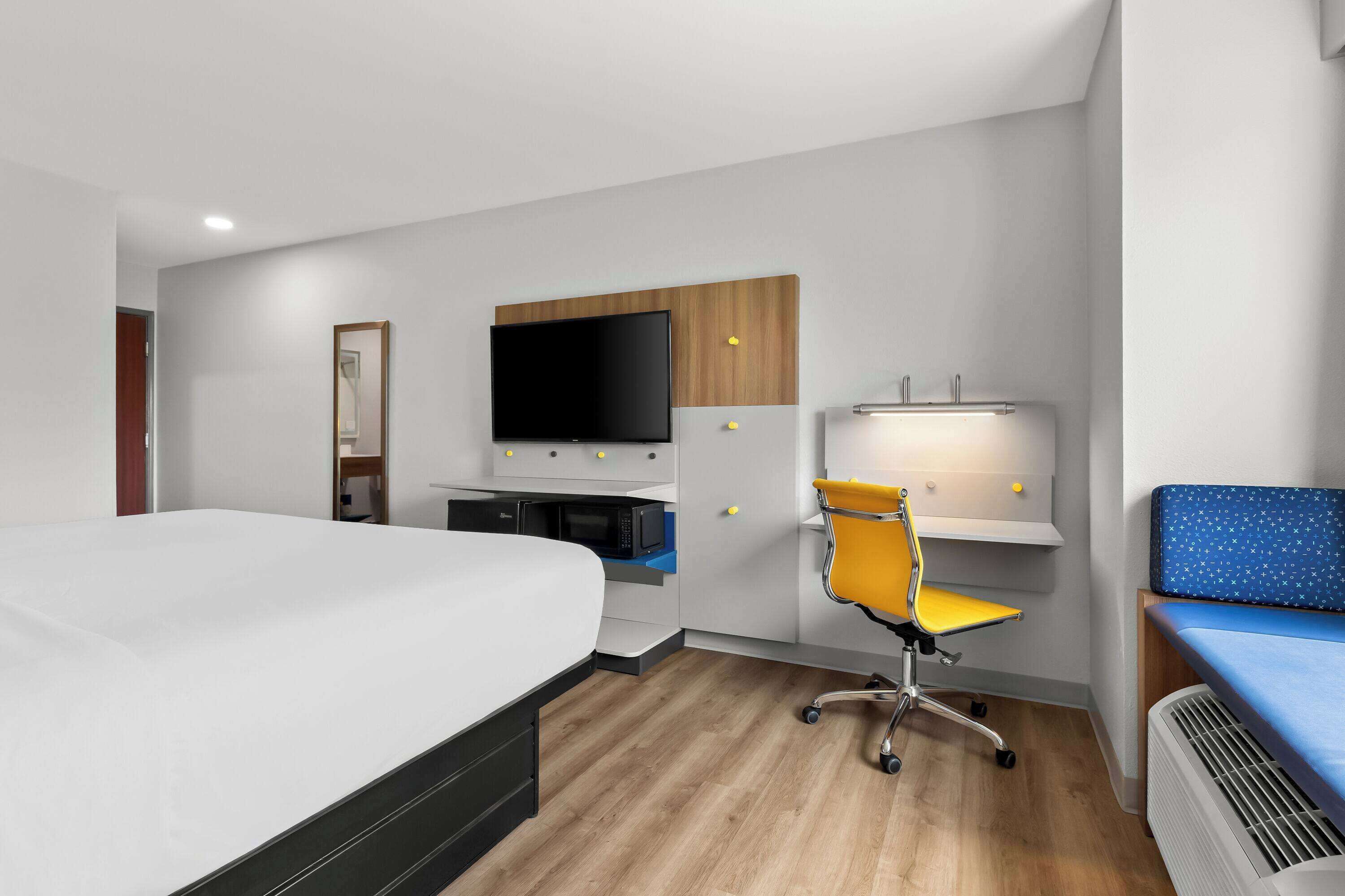 Photo - Microtel Inn & Suites by Wyndham Tulsa - Catoosa Route 66