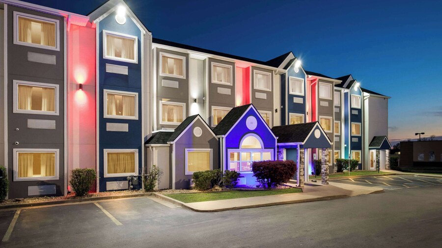 Microtel Inn & Suites by Wyndham Tulsa/Catoosa Route 66