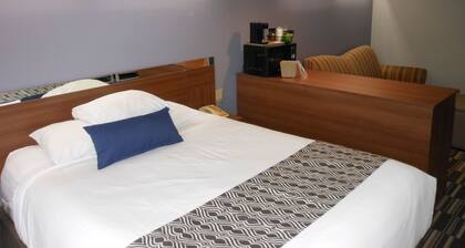 Microtel Inn & Suites by Wyndham Sioux Falls