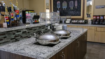 Free daily continental breakfast