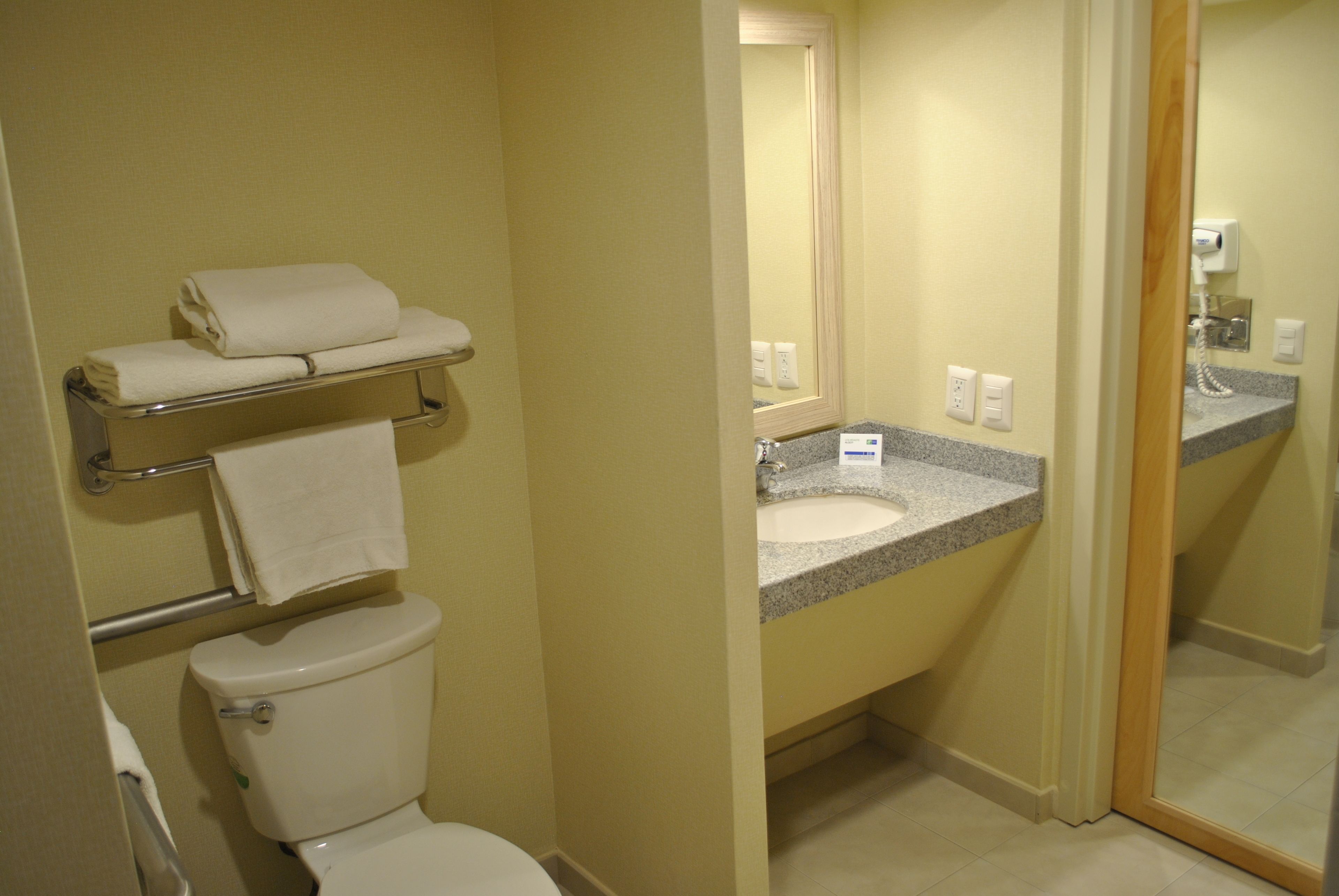 standard room, 1 king bed | bathroom | shower, towels