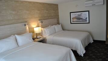 Standard Room, 2 Double Beds