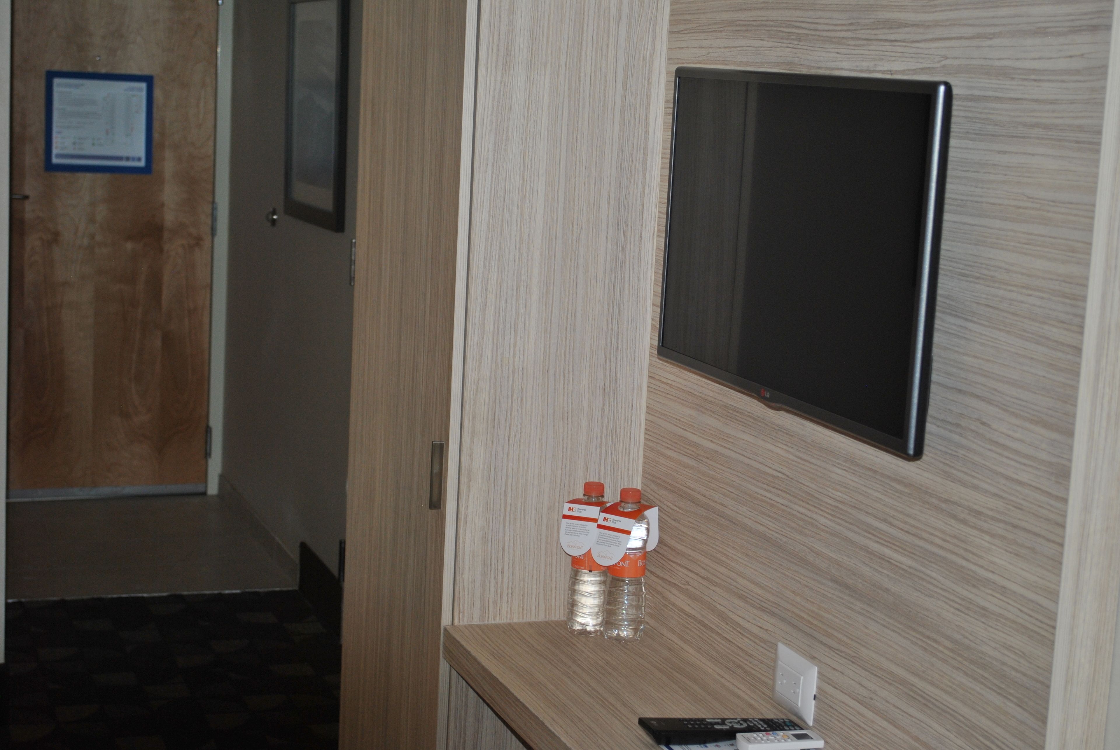 standard room, non smoking | room amenity