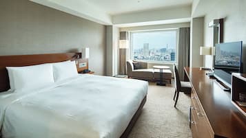 In-room safe, desk, blackout curtains, soundproofing