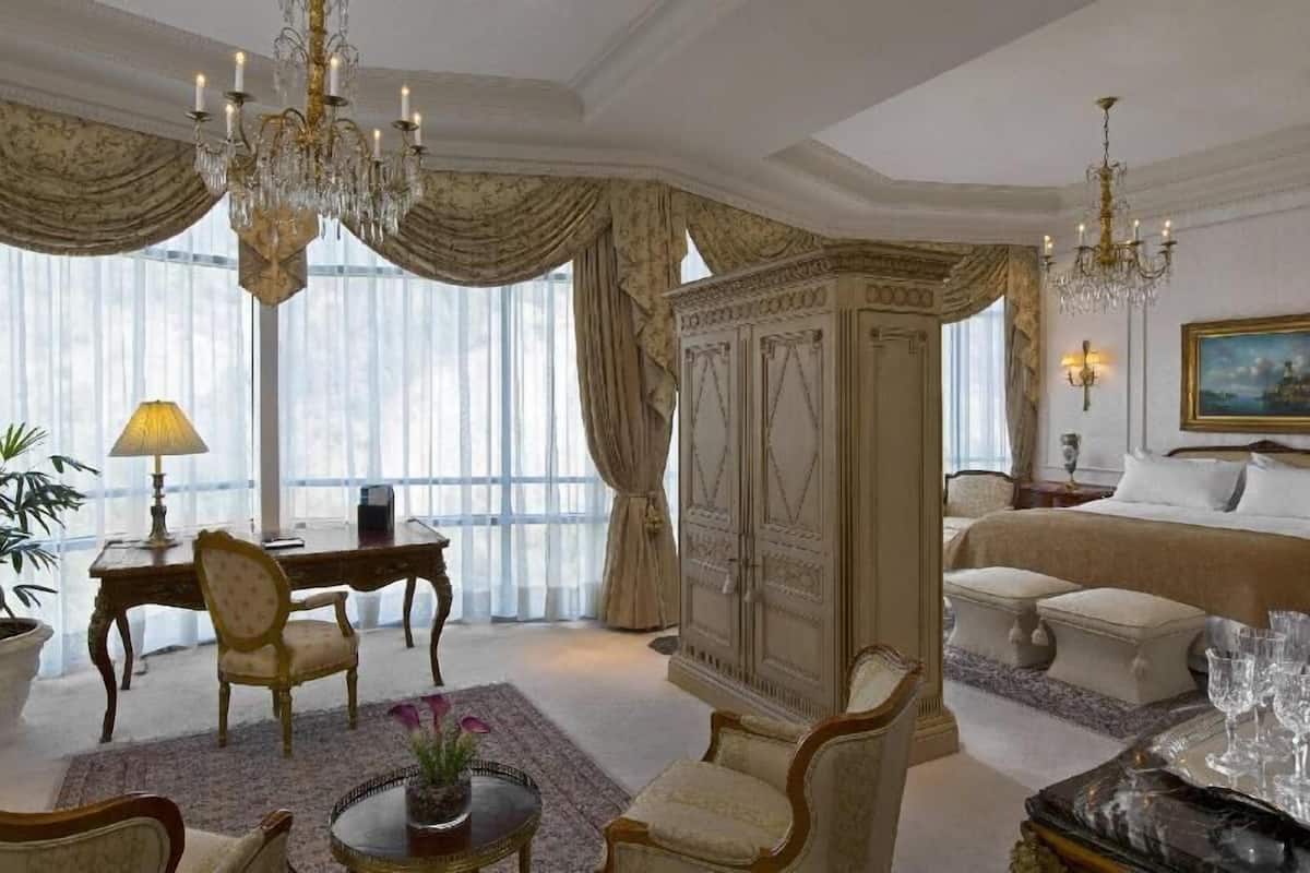 Hochwertige Bettwaren, Select-Comfort-Betten, Minibar, Zimmersafe