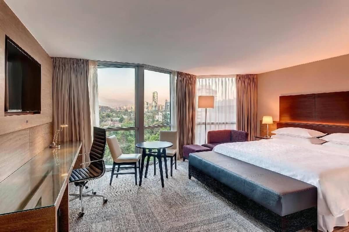 Hochwertige Bettwaren, Select-Comfort-Betten, Minibar, Zimmersafe