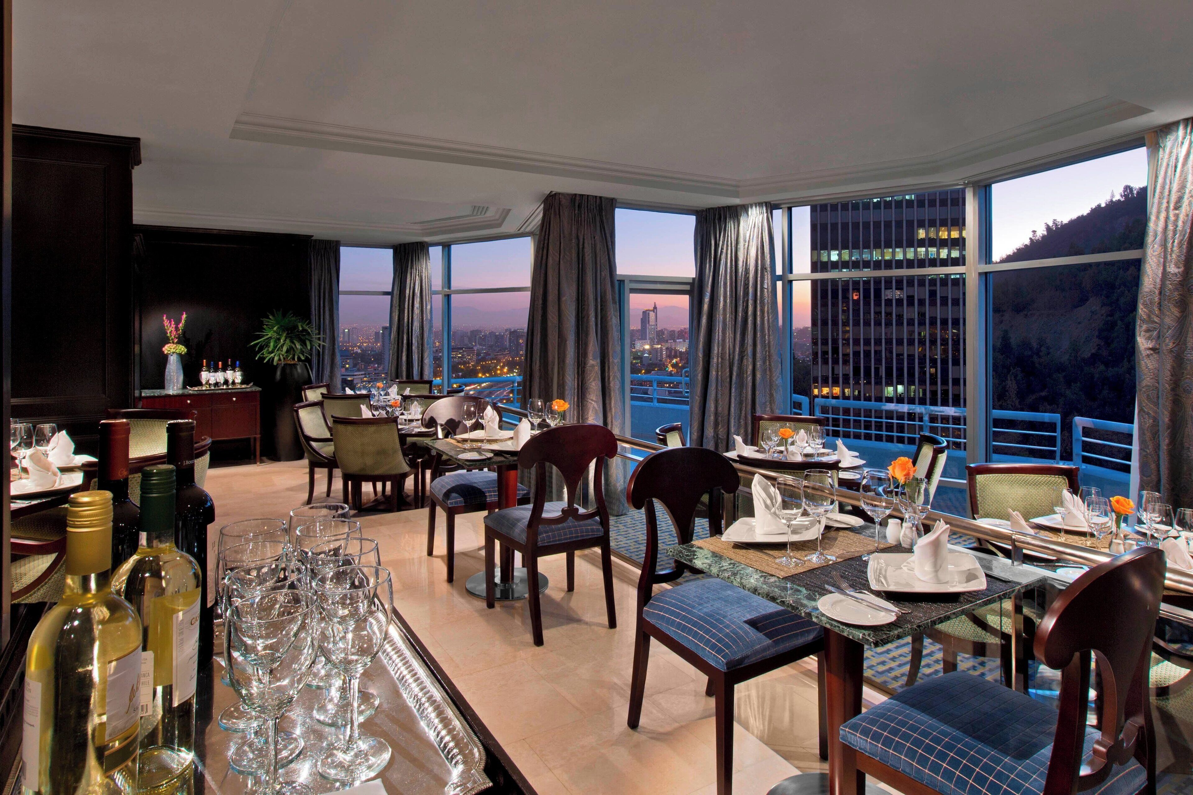 3 bares o lounges, bar de cocteles 