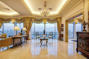 总统套房, 1 张特大床 | 高档床上用品、Select Comfort 床、迷你吧、客房内保险箱