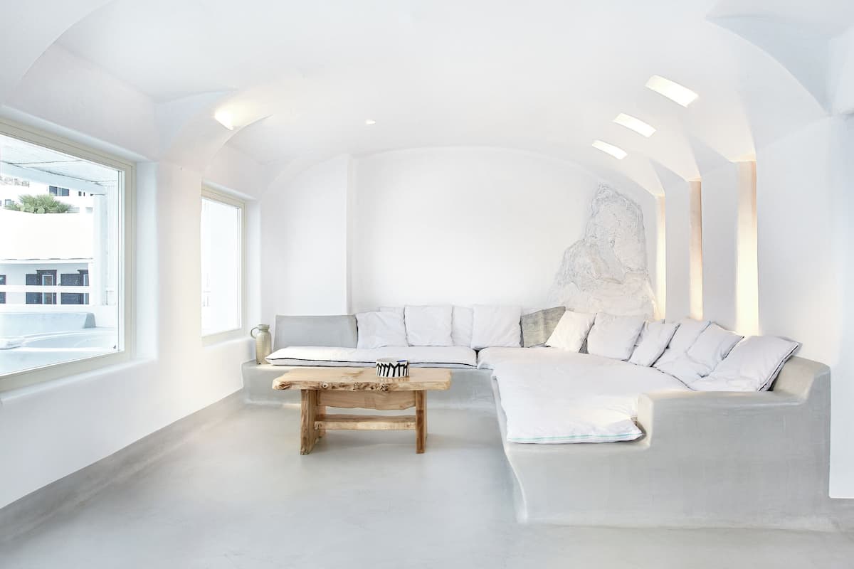 Exclusive Bungalow Suite with outdoor Hydro-massage Bathtub | 高級寢具、迷你吧、房內夾萬、免費 Wi-Fi