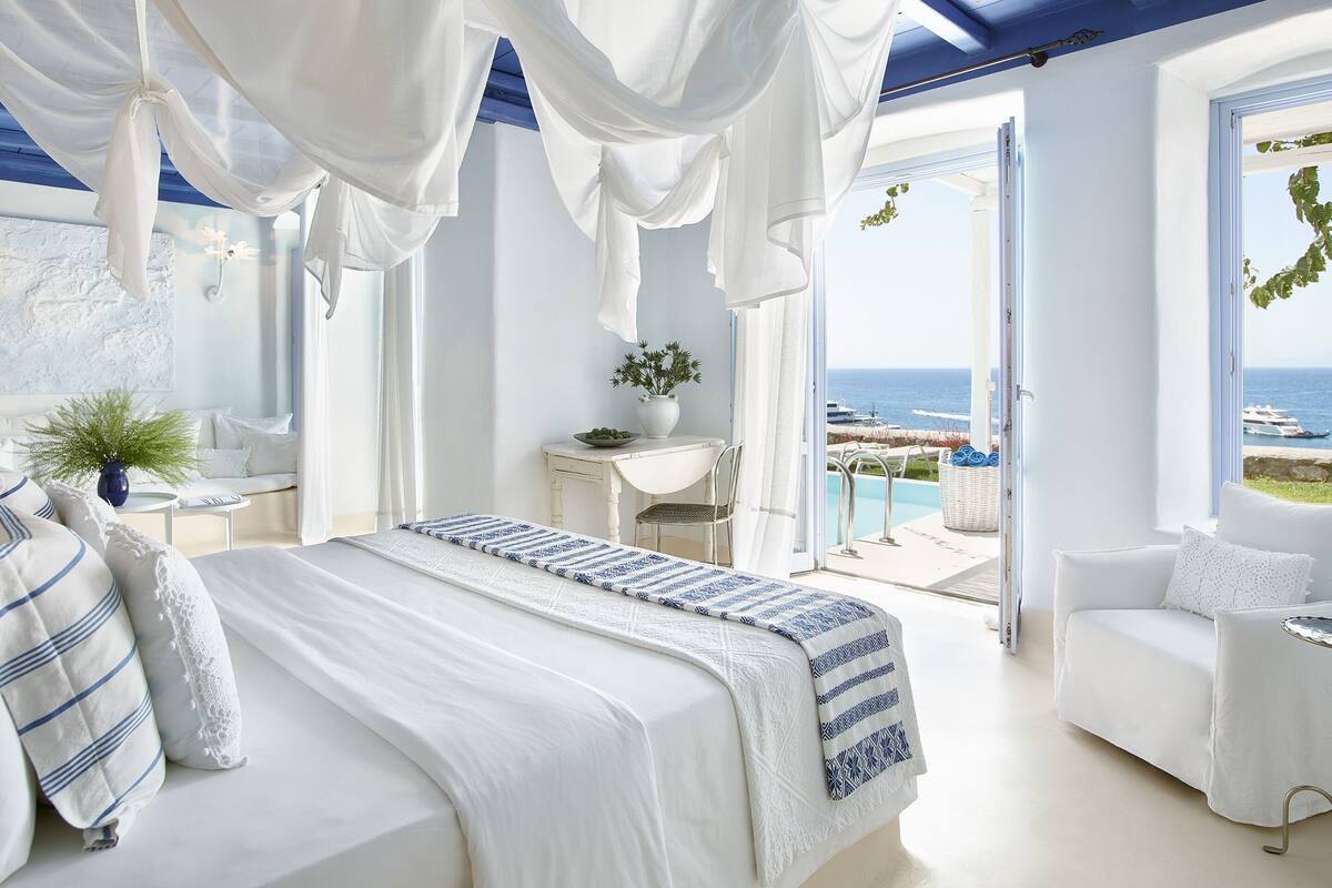 Cobalt Blu with Private Pool | 高級寢具、迷你吧、房內夾萬、免費 Wi-Fi