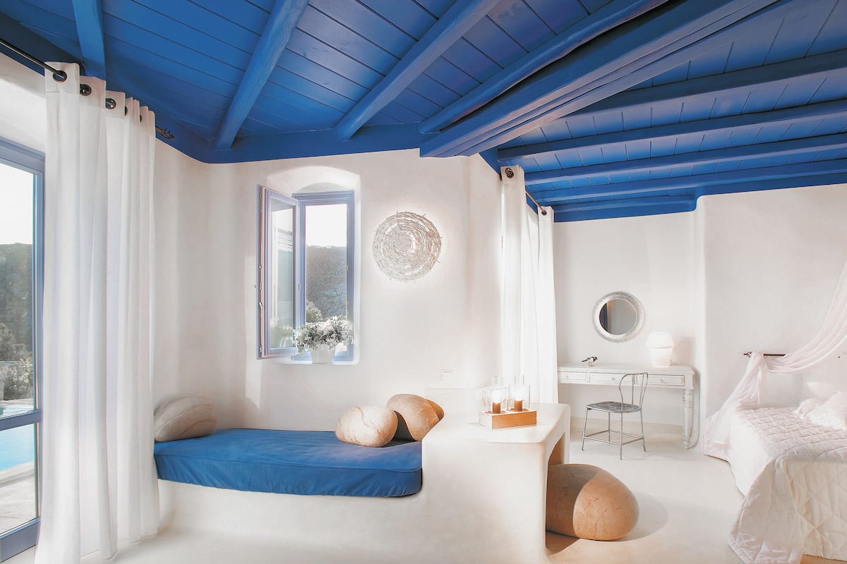 Mykonos Blu Junior Villa with Private Pool | 2 habitaciones, ropa de cama de alta calidad y minibar