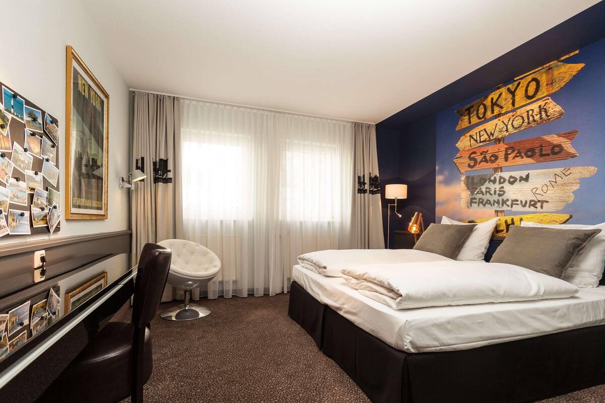 Hypo-allergenic bedding, free minibar items, desk, blackout curtains