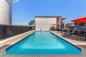Seasonal outdoor pool