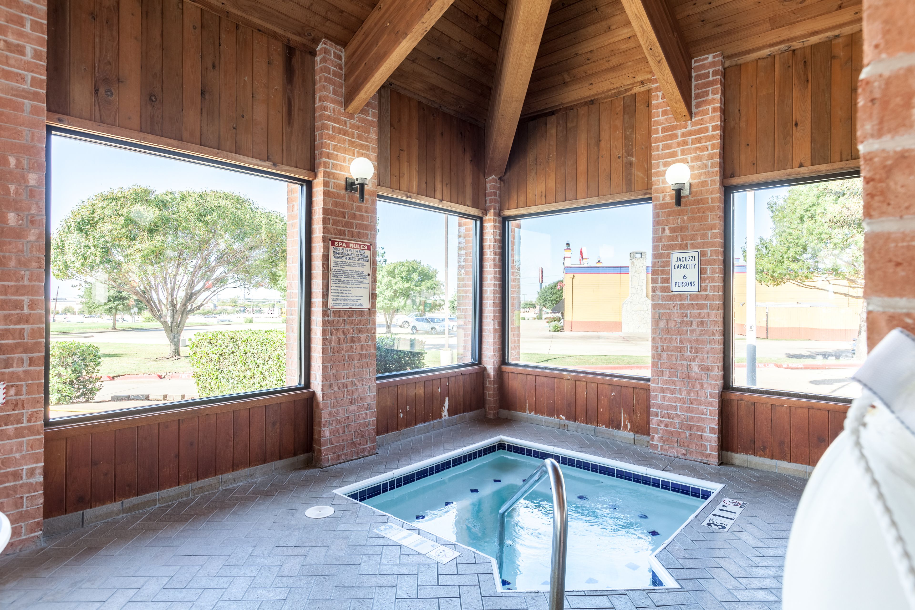 Bañera de hidromasaje interior