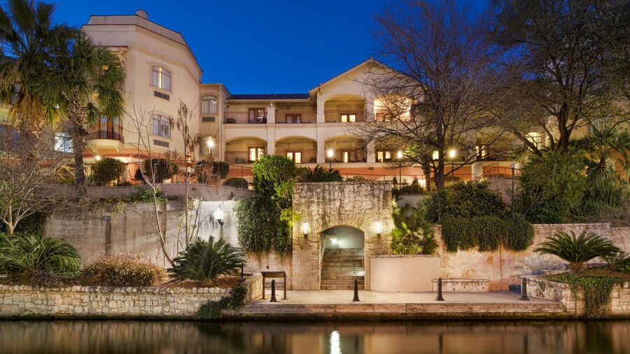 Hotel Indigo San Antonio Riverwalk by IHG